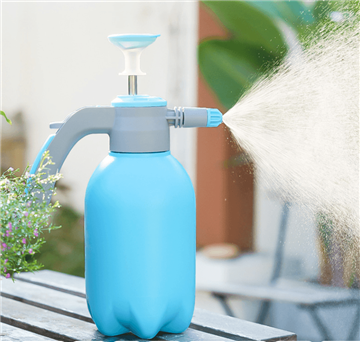 Elektriskās un manuālās laistīšanas kannas